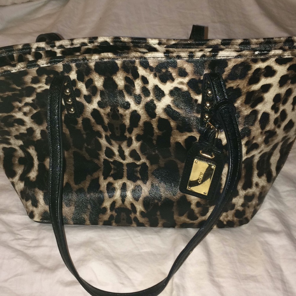 Also handbag